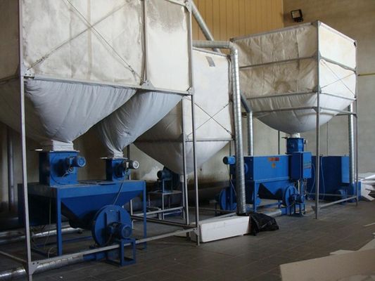 Atık EPS geri dönüşüm sistemi makinesi 1840x680x1900mm boncuklar