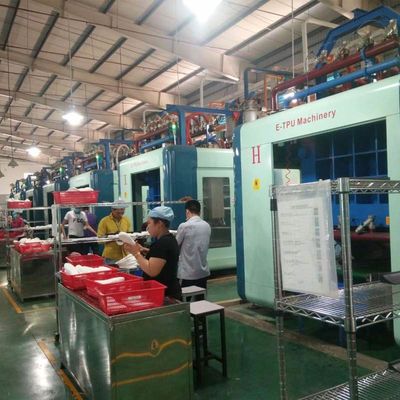 Gelişmiş ETPU Yüksek Dayanıklılıklı Termoplastik Polyurethane Makinesi Tam Kontrol